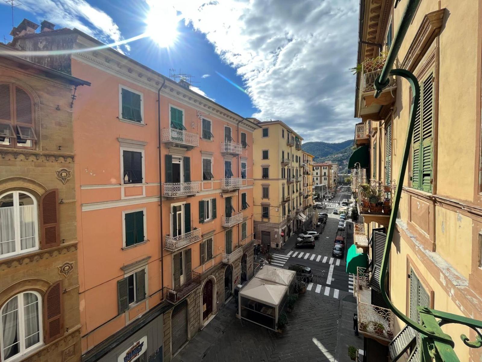 Centrale Ampio Appartamento 5 Minuti Stazione Cinque Terre لا سبيتسْيا المظهر الخارجي الصورة